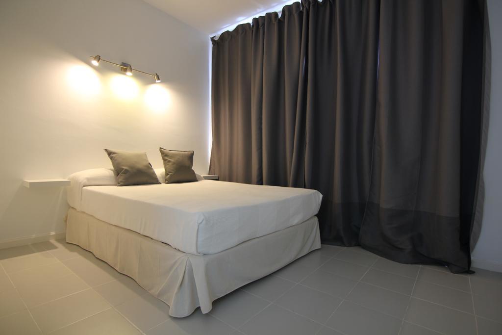 Costa Mar Sea View Apartment ปูแอร์โตเดลคาร์เมน ภายนอก รูปภาพ
